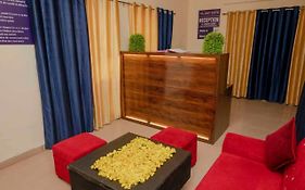 Hotel O Pop Hotel Blue Star